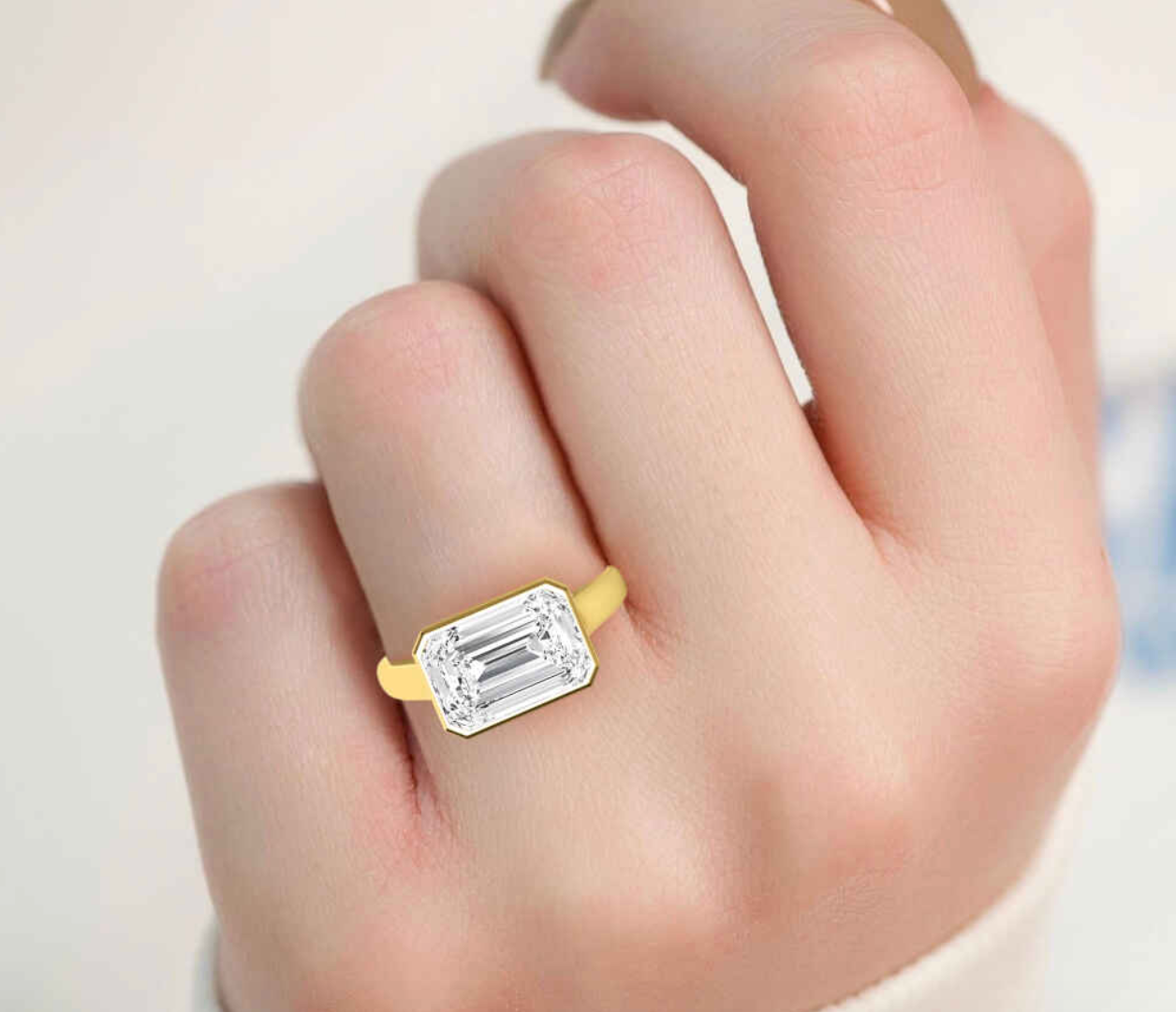 Horizontal Emerald Solitaire